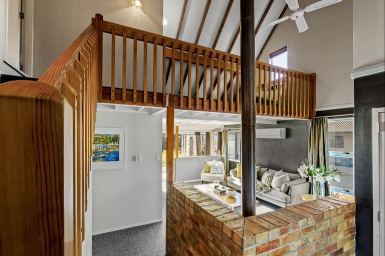 Photo of property in 4 Kawarau Place, Frankton, Queenstown, 9300