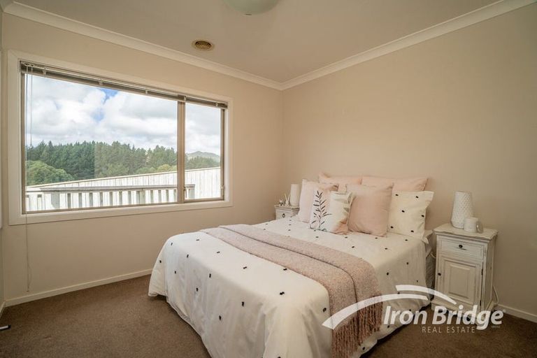 Photo of property in 65 Te Puia Drive, Aotea, Porirua, 5024