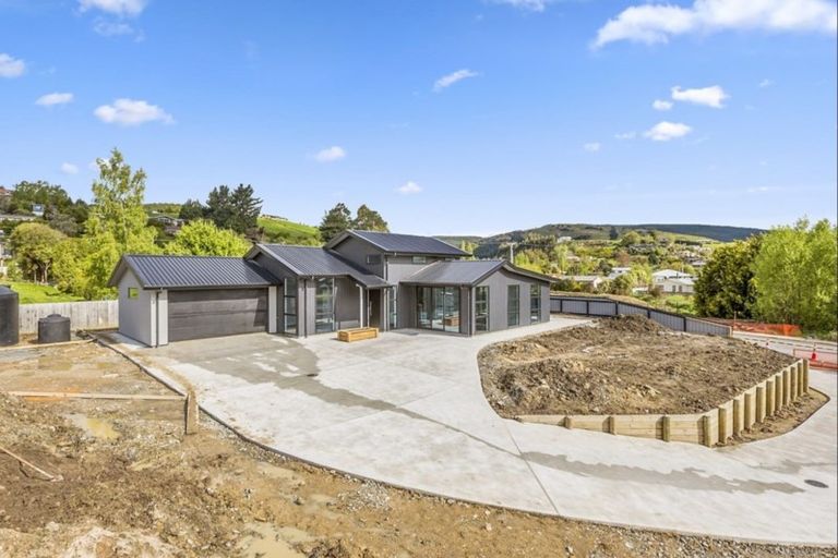 Photo of property in 1 Nore Street, Waihola, Milton, 9073