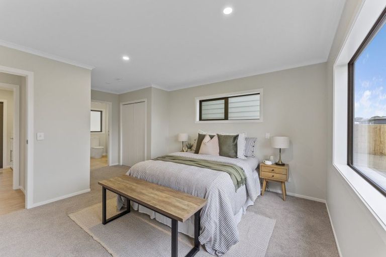 Photo of property in 9 Ropata Te Ao Way, Otaki, 5512