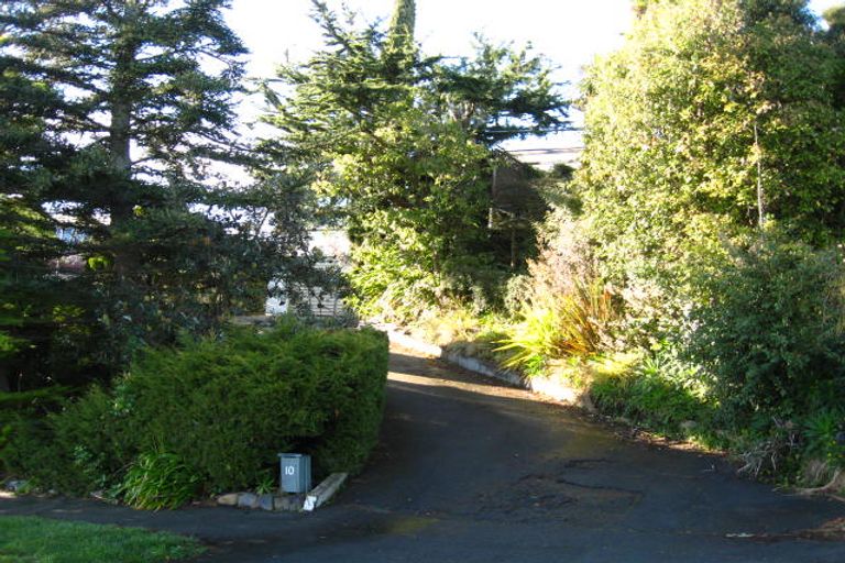 Photo of property in 10 Takahe Drive, Cashmere, Christchurch, 8022