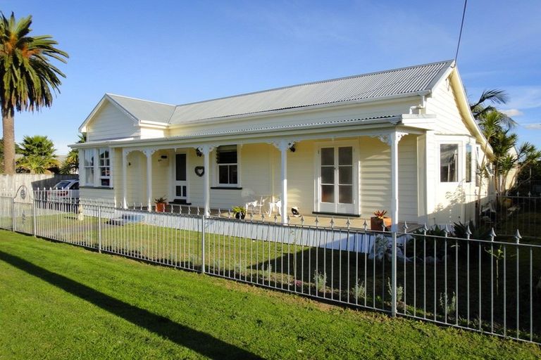Photo of property in 14 Shoemaker Road, Waipu, 0510