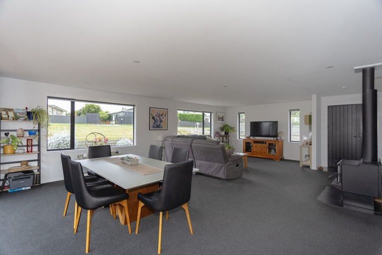 Photo of property in 12a Sussex Street, Weston, Oamaru, 9401