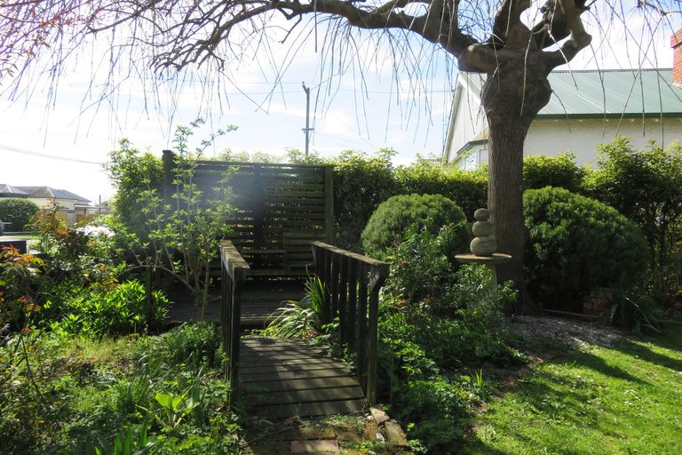 Photo of property in 2 Allnatt Street, Temuka, 7920