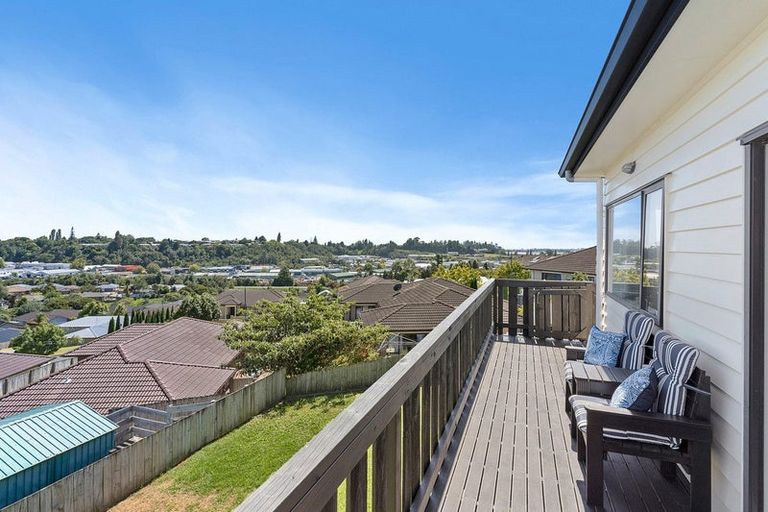 Photo of property in 33 Amy Place, Pyes Pa, Tauranga, 3112