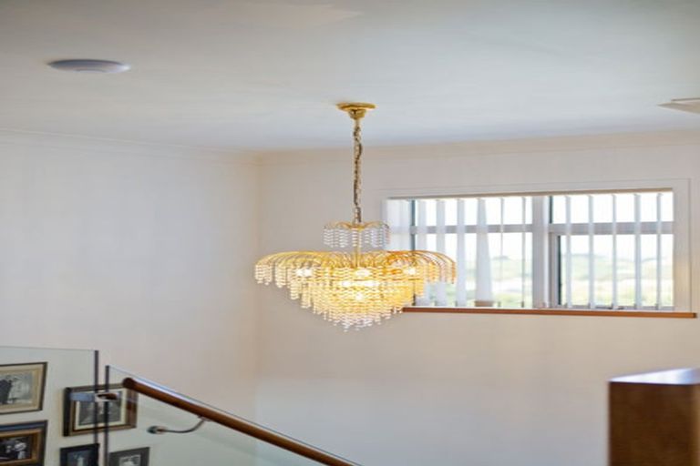 Photo of property in 22 Kahurangi Heights, Aotea, Porirua, 5024