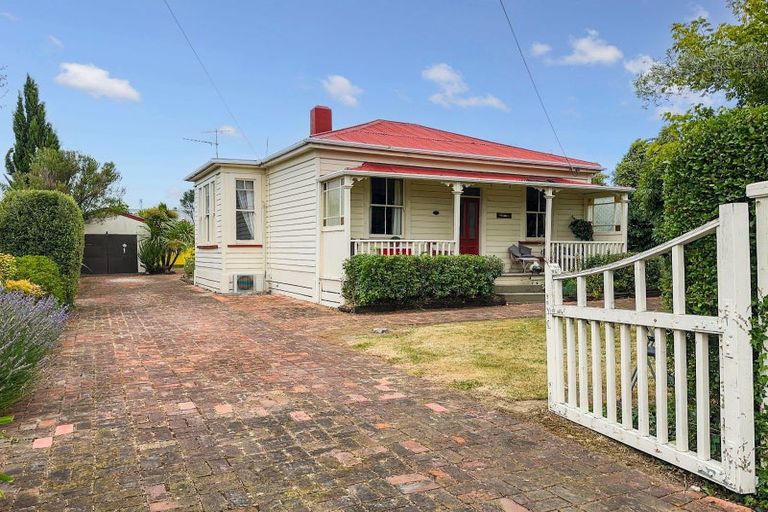 Photo of property in 143 Charles Street, Blenheim, 7201