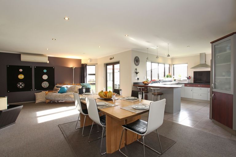 Photo of property in 59 Twickenham Place, Nawton, Hamilton, 3200