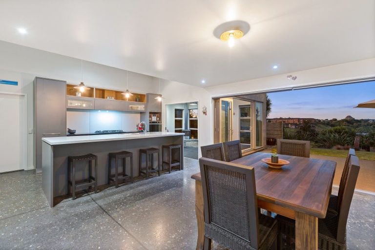 Photo of property in 61 Karamea Street, Whalers Gate, New Plymouth, 4310