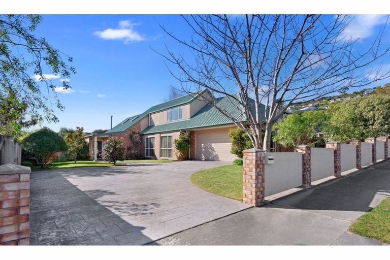 Photo of property in 1a Whaka Terrace, Huntsbury, Christchurch, 8022