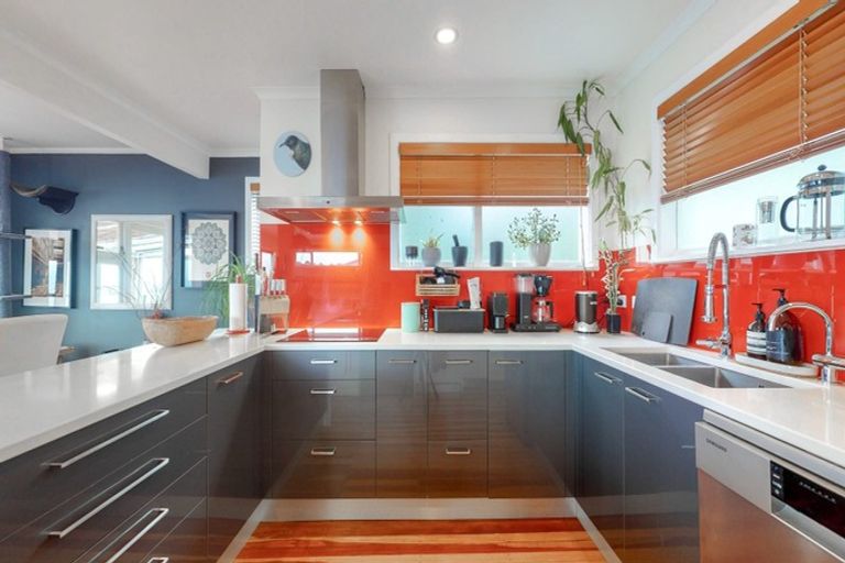 Photo of property in 141 Grafton Road, Roseneath, Wellington, 6011