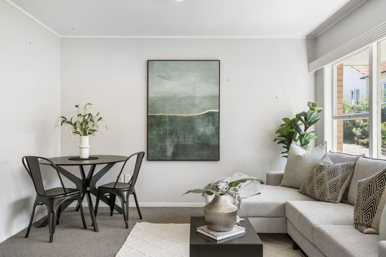 Photo of property in 4/70 Nile Road, Milford, Auckland, 0620