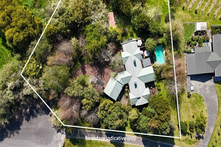 Photo of property in 11 Glen Mohr, Acacia Bay, Taupo, 3385