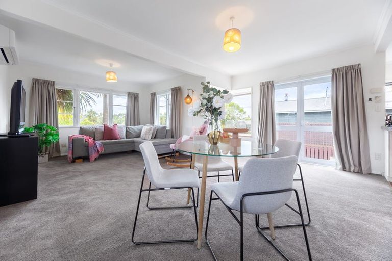 Photo of property in 174 Matai Road, Raumati Beach, Paraparaumu, 5032