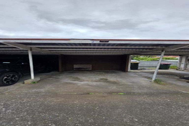 Photo of property in 2/86 Carruth Road, Papatoetoe, Auckland, 2025