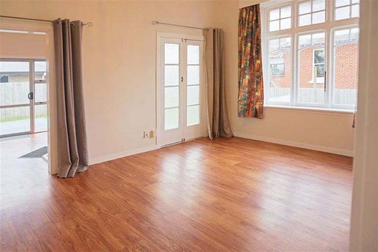 Photo of property in 16 Short Street, Richmond, Invercargill, 9810