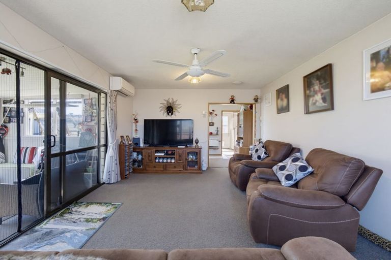 Photo of property in 2/632 Waterloo Road, Templeton, Christchurch, 8042