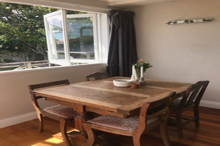 Photo of property in 13 Waterview Road, Favona, Auckland, 2024