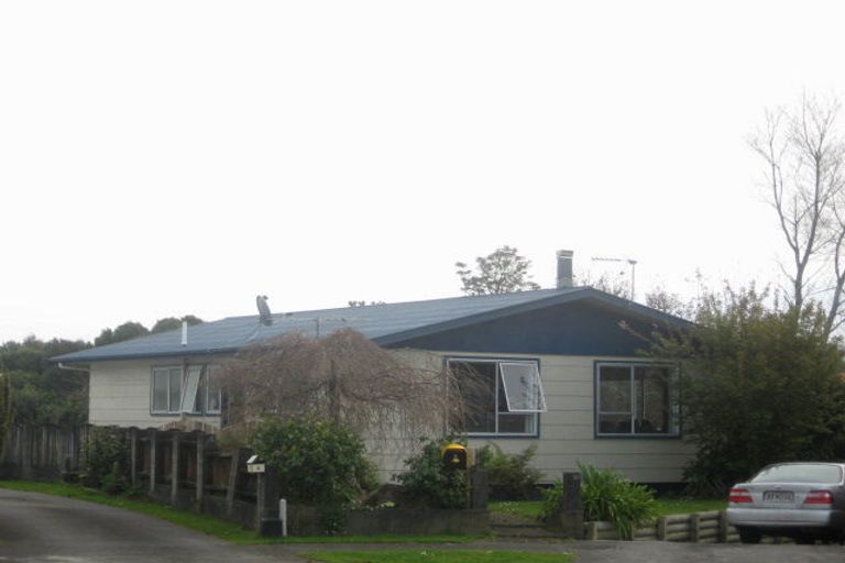 Photo of property in 5 Ngarue Place, Waitara, 4320