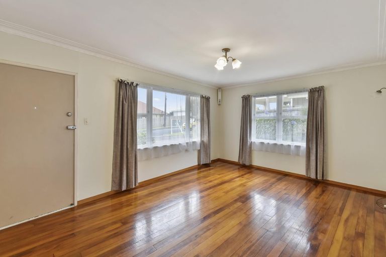 Photo of property in 1/22 Wellington Street, Papakura, 2110