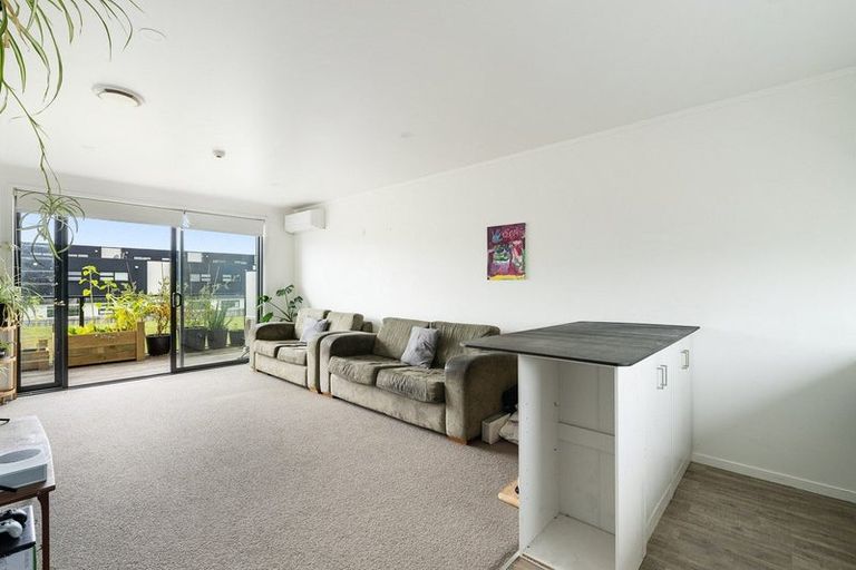 Photo of property in 2/18 Ashley Place, Papamoa Beach, Papamoa, 3118