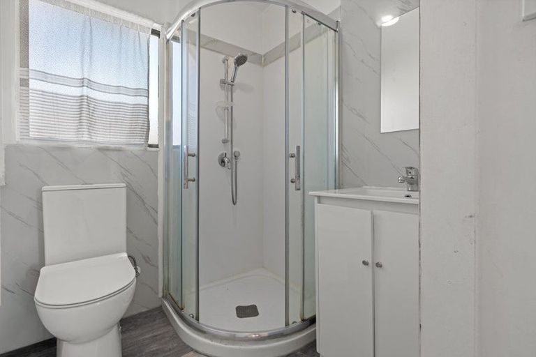 Photo of property in 1/30 Gloucester Road, Manurewa, Auckland, 2102