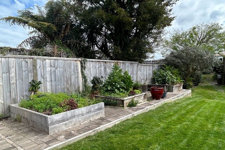 Photo of property in 28 Burns Street, Leamington, Cambridge, 3432