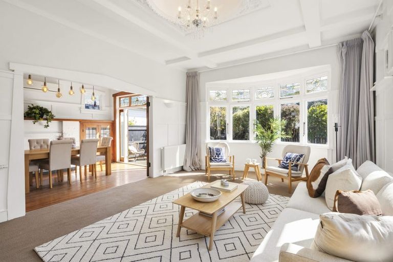 Photo of property in 103 Derwent Street, Island Bay, Wellington, 6023