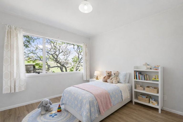 Photo of property in 76 Burne Road, Waitoki, Albany, 0794