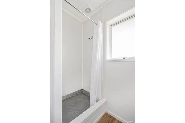 Photo of property in 1/9 Pratt Street, Papakura, 2110