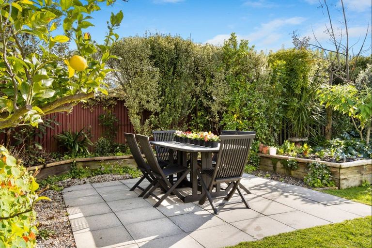 Photo of property in 58 Auckland Road, Greenmeadows, Napier, 4112