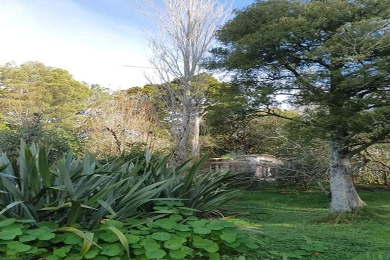 Photo of property in 4 Te Pahi River Drive, Paparoa, Maungaturoto, 0583