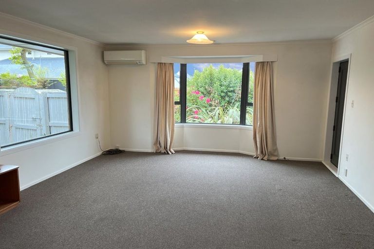 Photo of property in 2/205 Matsons Avenue, Papanui, Christchurch, 8053