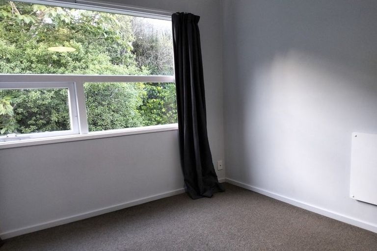 Photo of property in 7/23 Collins Avenue, Tawa, Wellington, 5028