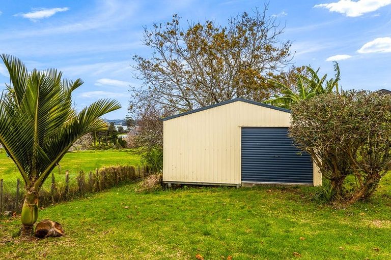 Photo of property in 392 Mahurangi East Road, Snells Beach, 0920