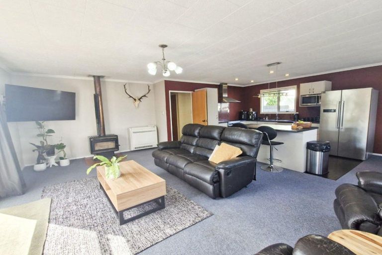 Photo of property in 145 Cunningham Crescent, Grasmere, Invercargill, 9810