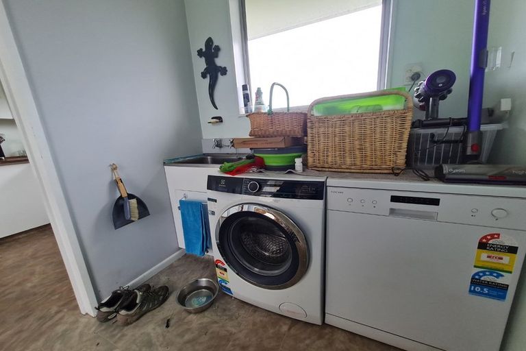 Photo of property in 3/90 Springs Road, Hornby, Christchurch, 8042