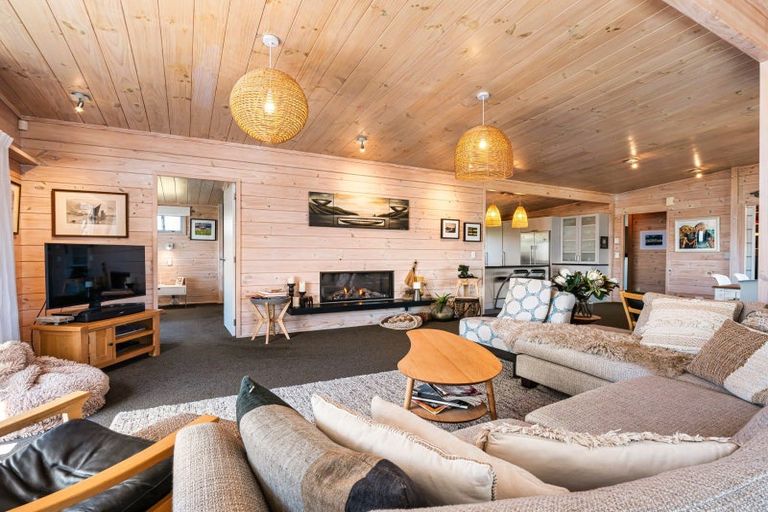 Photo of property in 145 Karewa Parade, Papamoa Beach, Papamoa, 3118