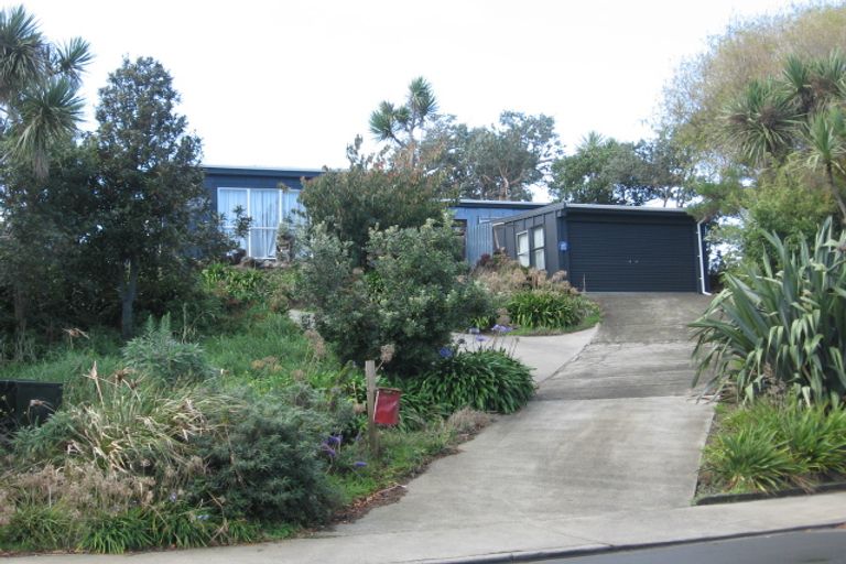 Photo of property in 53 Margaret Road, Raumati Beach, Paraparaumu, 5032