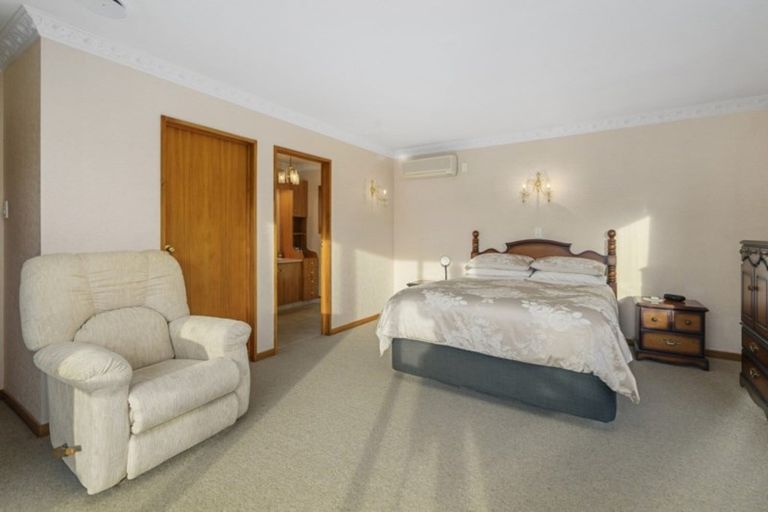 Photo of property in 7 Ashburn Lane, Awapuni, Palmerston North, 4412