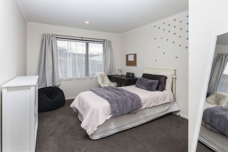 Photo of property in 239 Breezes Road, Aranui, Christchurch, 8061