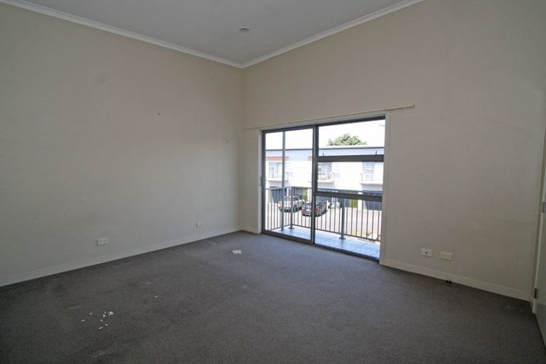 Photo of property in 2/38 Maratahu Street, Westown, New Plymouth, 4310