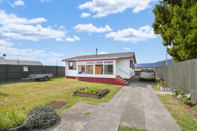 Photo of property in 8 Kahikatea Street, Murupara, 3025