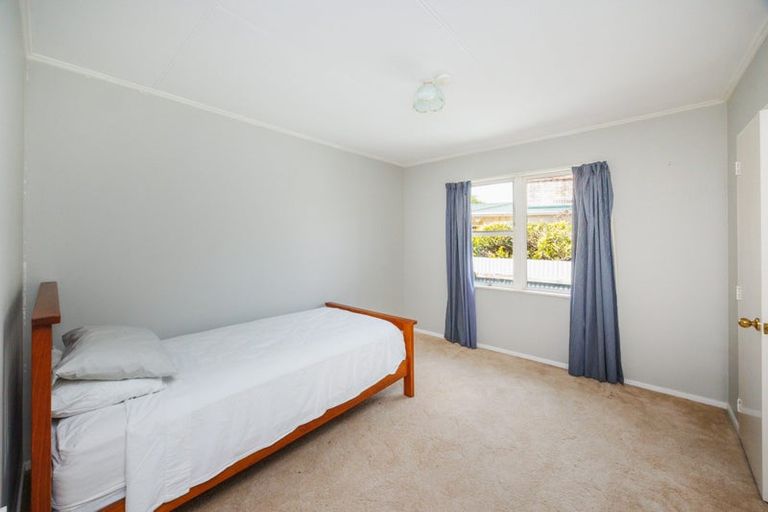 Photo of property in 14 Parkland Crescent, Terrace End, Palmerston North, 4410