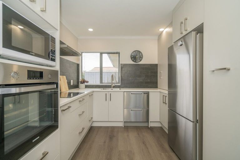 Photo of property in 52a Whitby Avenue, Whitianga, 3510