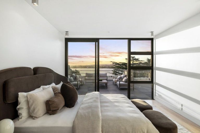 Photo of property in 10/258 Hurstmere Road, Takapuna, Auckland, 0622