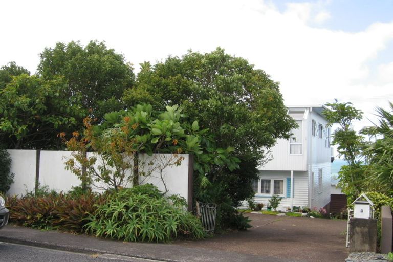 Photo of property in 3 Midway Avenue, Castor Bay, Auckland, 0620