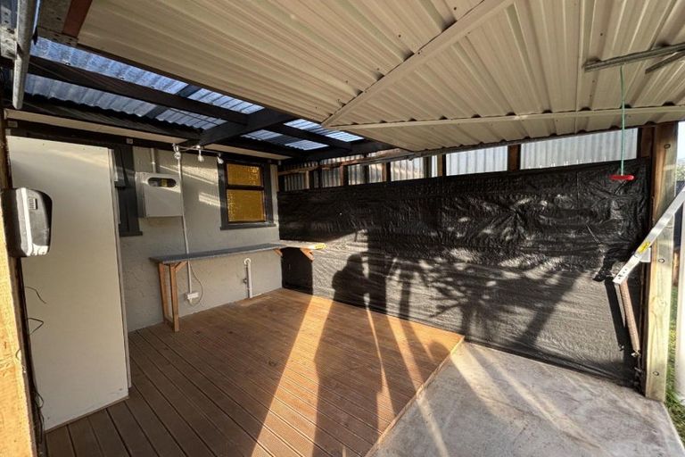 Photo of property in 8 Kuaka Place, Castlecliff, Whanganui, 4501