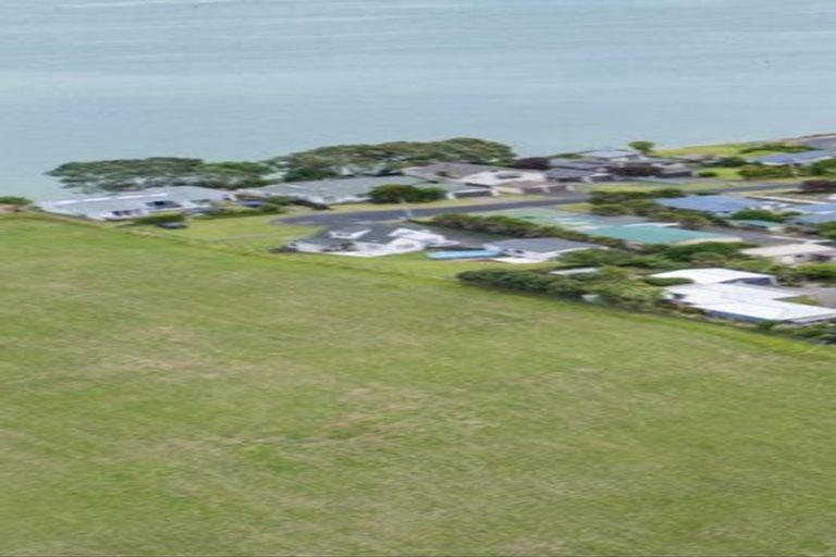 Photo of property in 8 First Avenue, Glenbrook, 2681