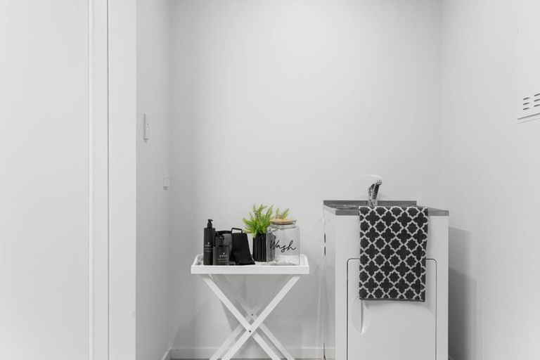 Photo of property in 8 Akiraho Lane, Halswell, Christchurch, 8025